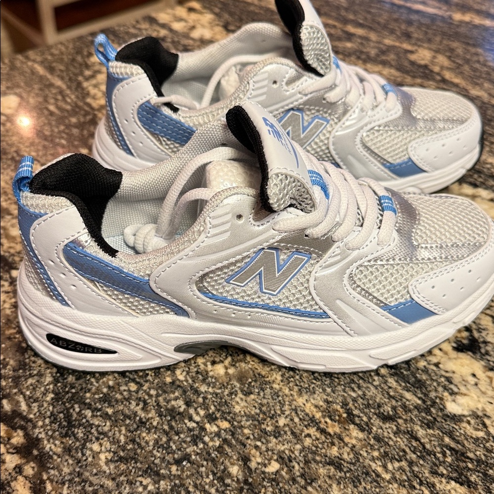 New Balance 530 Whiteblue metallic  Women's Sneakers - Picture 2 of 9